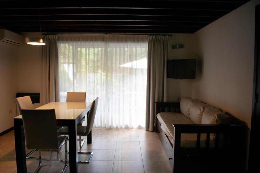 Aparthotel Sonidos Del Bosque à Mar de Las Pampas Extérieur photo